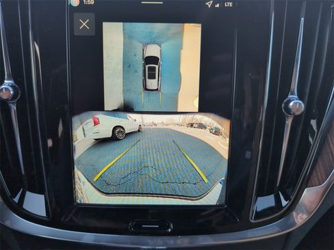 New 2026 Volvo V60 B5 Cross Country Ultra w/ Protection Package Premier image 27