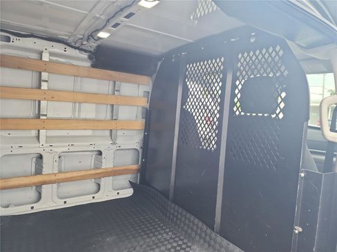 Used 2023 Ford Transit 250 Low Roof w/ Exterior Upgrade Package image 17