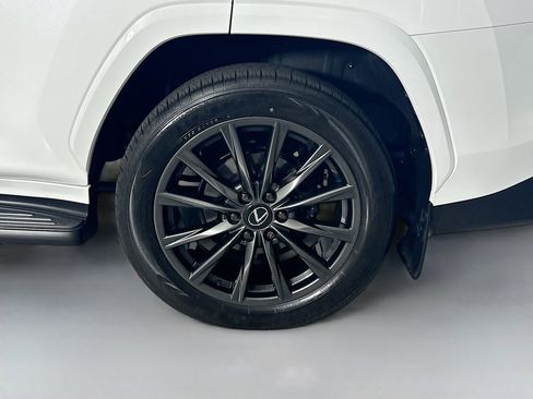 Used 2025 Lexus LX 600 F Sport w/ Accessory Package (Z1) image 33