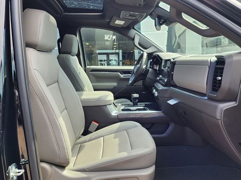 New 2026 GMC Sierra 1500 SLT w/ SLT Premium Plus Package image 39