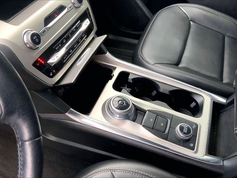 Certified 2022 Ford Explorer XLT w/ Equipment Group 202A image 16