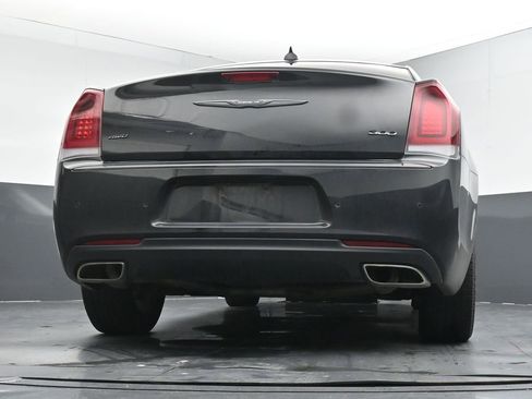 Used 2022 Chrysler 300 Touring L w/ Comfort Group AWD/4WD image 23