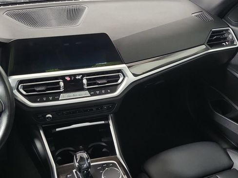 Used 2020 BMW 330i xDrive Sedan w/ Premium Package AWD/4WD image 10