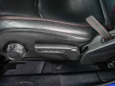 Used 2019 Jeep Wrangler Unlimited Rubicon w/ Dual Top Group image 23