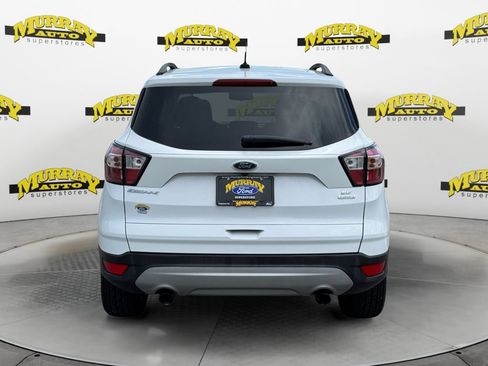 Used 2018 Ford Escape SE FWD image 4