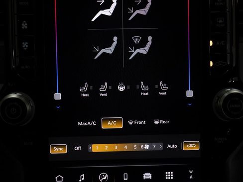 Used 2025 RAM 2500 Laramie w/ Night Edition AWD/4WD image 38