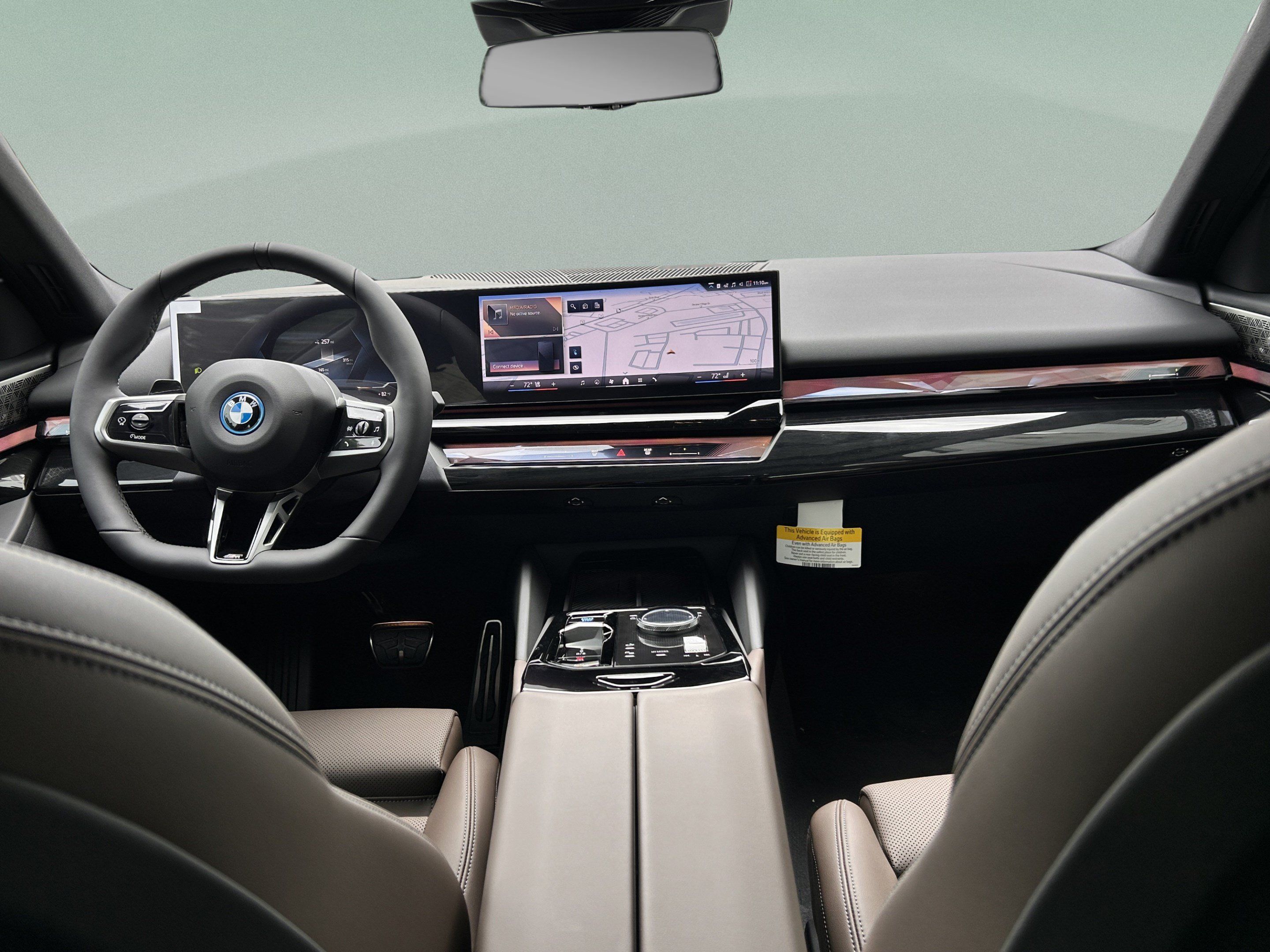 Used 2027 BMW i5 eDrive40 w/ M Sport Package RWD image 7