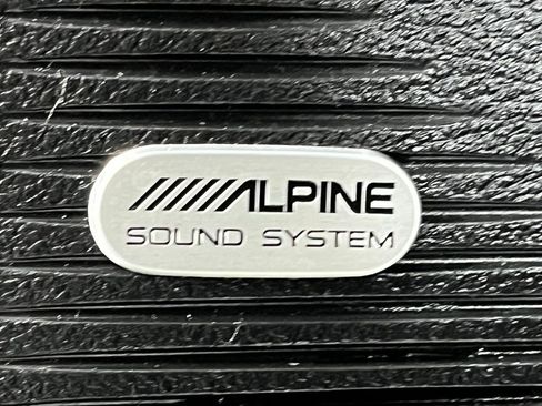 Used 2023 Dodge Challenger SXT w/ Blacktop Package image 21