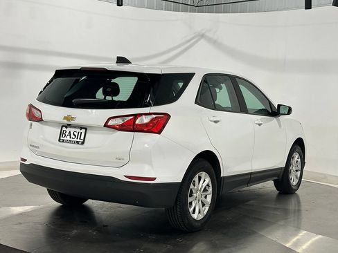 Used 2020 Chevrolet Equinox LS AWD/4WD image 11
