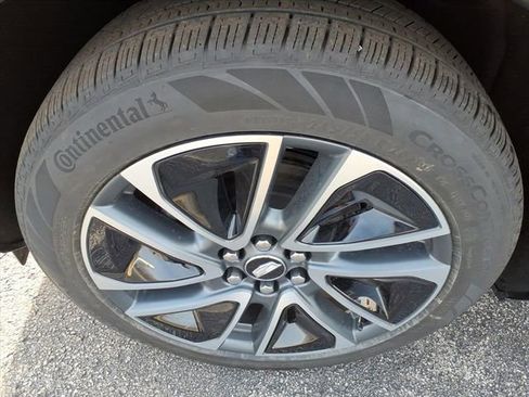 New 2026 Cadillac Optiq Sport 1 image 12