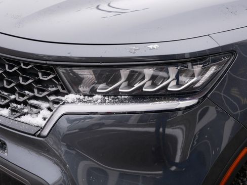 Certified 2021 Kia Sorento S w/ Panoramic Sunroof Package image 16