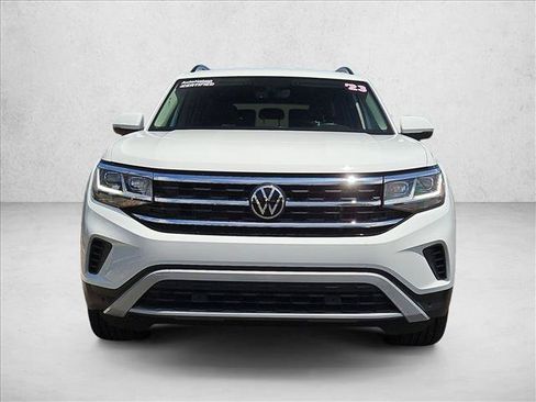Used 2023 Volkswagen Atlas SE AWD/4WD image 2