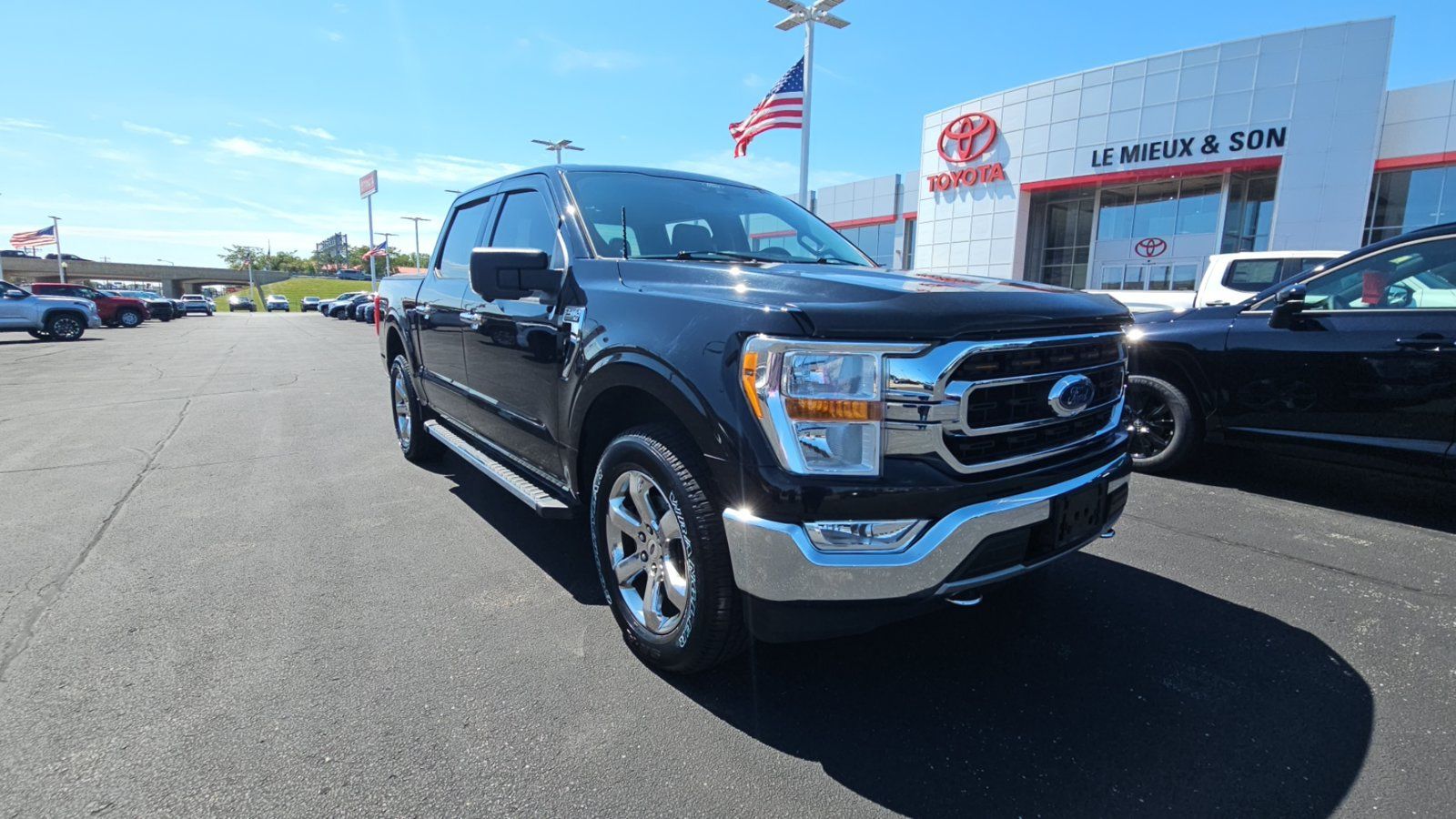 Used 2021 Ford F150 XLT w/ Equipment Group 301A Mid AWD/4WD image 1