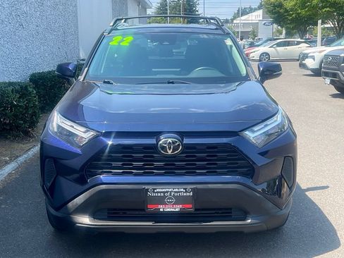 Used 2022 Toyota RAV4 XLE w/ Convenience Package AWD/4WD image 3