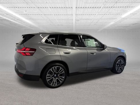 Used 2025 BMW X3 xDrive30i AWD/4WD image 6
