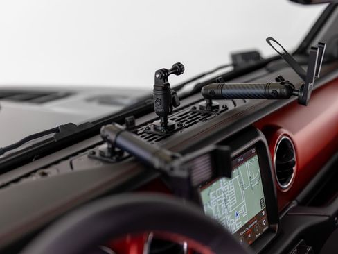 Used 2023 Jeep Gladiator Rubicon w/ Cold Weather Group image 90