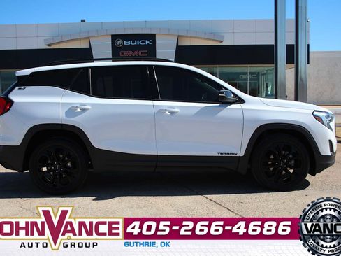 Used 2020 GMC Terrain SLT w/ Preferred Package image 13