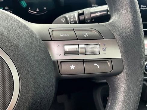 New 2026 Hyundai Kona SE image 21