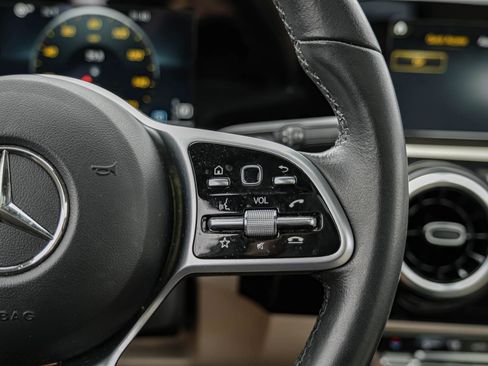 Used 2019 Mercedes-Benz A 220 image 18