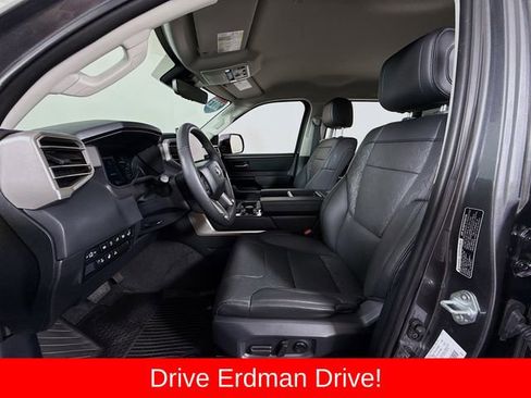Used 2023 Toyota Tundra Limited AWD/4WD image 6