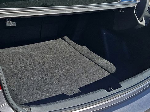 Used 2021 Acura TLX w/ Technology Package image 15