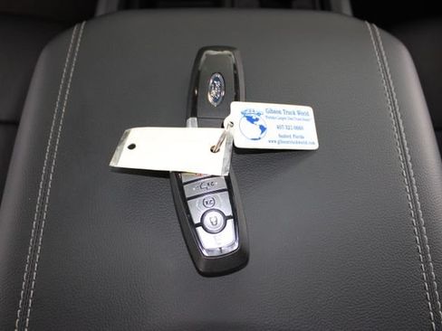 Used 2026 Ford F450 Lariat AWD/4WD image 27