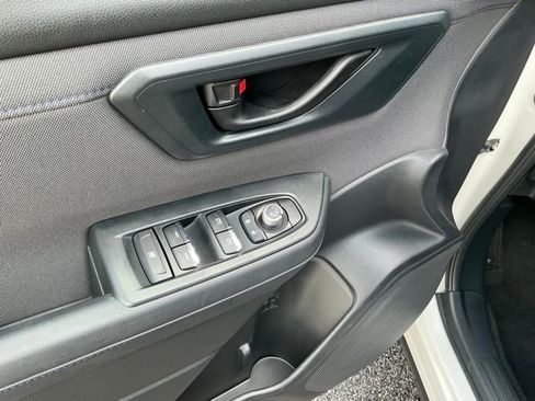 Certified 2025 Subaru Forester Premium AWD/4WD image 14