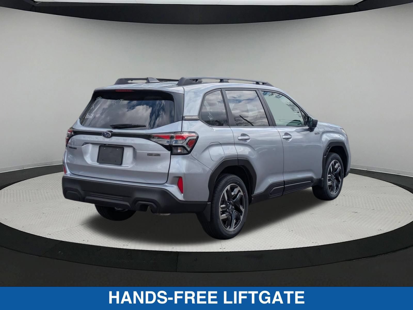 Certified 2025 Subaru Forester Premium AWD/4WD image 4