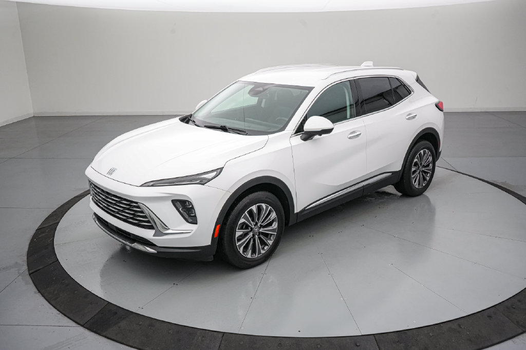 Used 2025 Buick Envision Preferred AWD/4WD image 8
