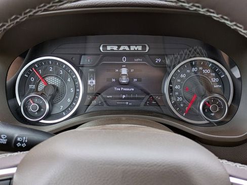 New 2026 RAM 1500 Laramie AWD/4WD image 28