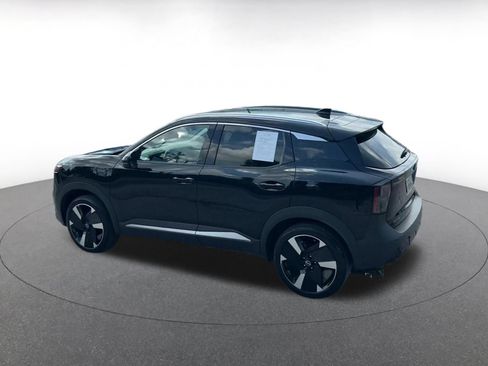 Used 2026 Nissan Kicks SR AWD/4WD image 10