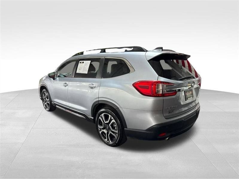 Used 2024 Subaru Ascent Limited AWD/4WD image 7