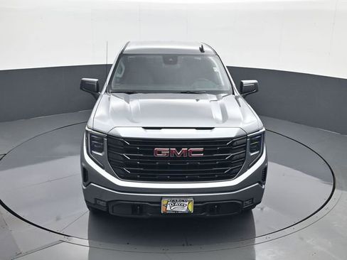 Used 2025 GMC Sierra 1500 Elevation w/ Preferred Package image 14