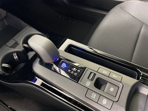 New 2026 Toyota Prius Plug-In Hybrid FWD image 21