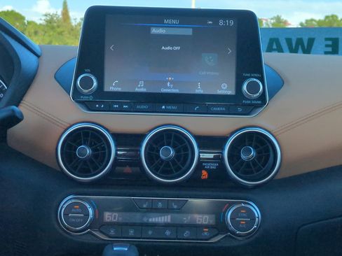 New 2025 Nissan Sentra SV w/ SV Premium Package FWD image 18