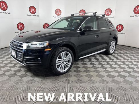 Used 2018 Audi Q5 Prestige w/ Prestige Package image 3