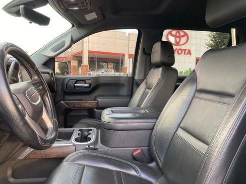 Used 2020 GMC Sierra 1500 Denali w/ Technology Package RWD image 10