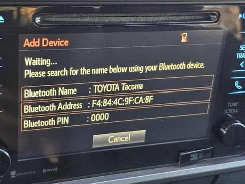 Used 2018 Toyota Tacoma TRD Sport w/ Technology Package AWD/4WD image 9
