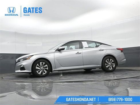 Used 2022 Nissan Altima 2.5 S image 36