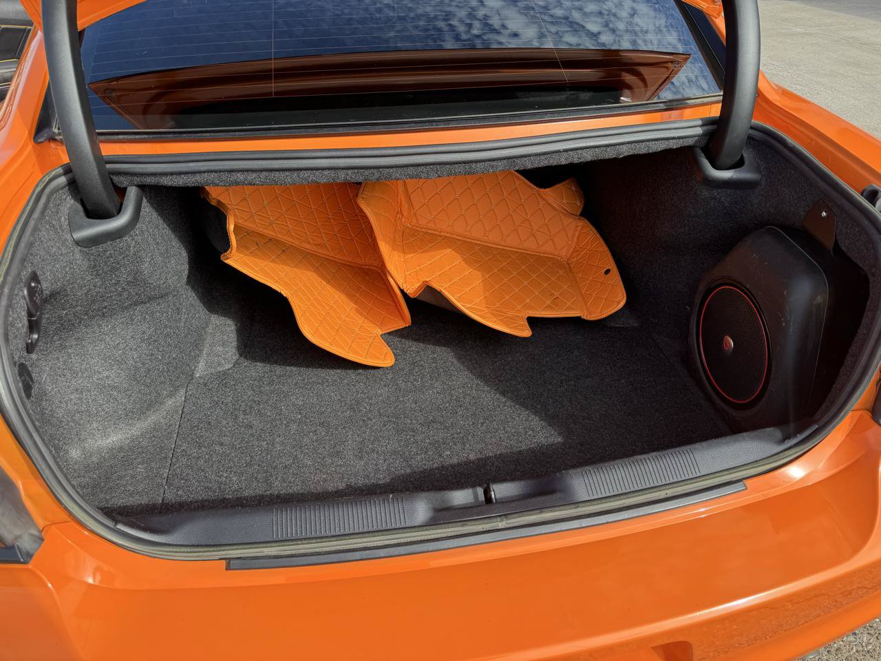 Used 2014 Dodge Charger R/T RWD image 15