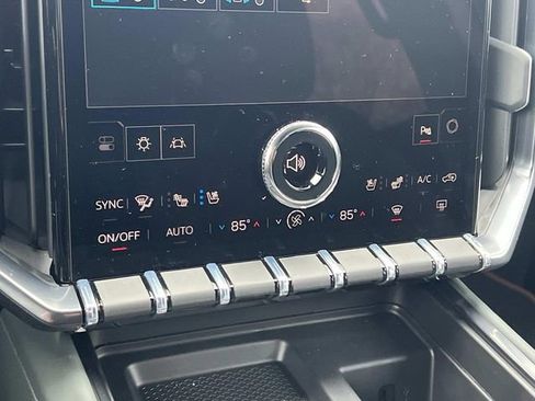 New 2026 GMC Acadia AT4 w/ Luxury Package image 24