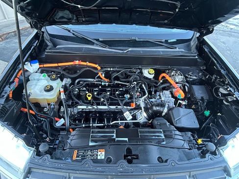 Used 2022 Ford Maverick Lariat image 26