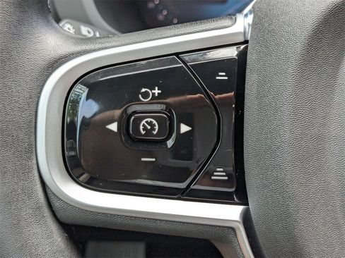 New 2026 Volvo XC60 B5 Plus w/ Climate Package image 27