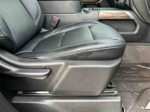 Used 2019 Chevrolet Silverado 1500 RST w/ All-Star Edition image 23