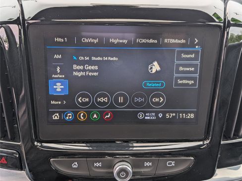 Used 2023 Chevrolet Traverse LT w/ LT Premium Package AWD/4WD image 33