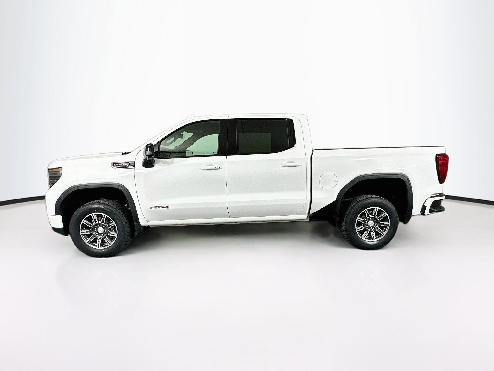 Used 2026 GMC Sierra 1500 AT4 AWD/4WD image 4