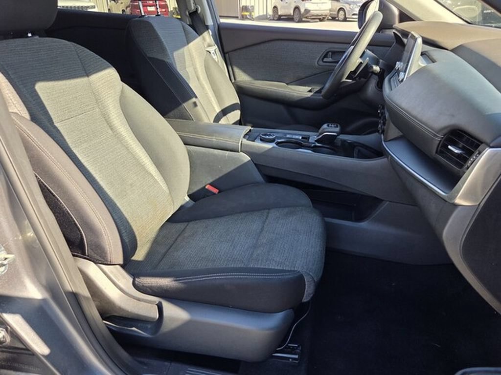 Used 2021 Nissan Rogue S AWD/4WD image 15