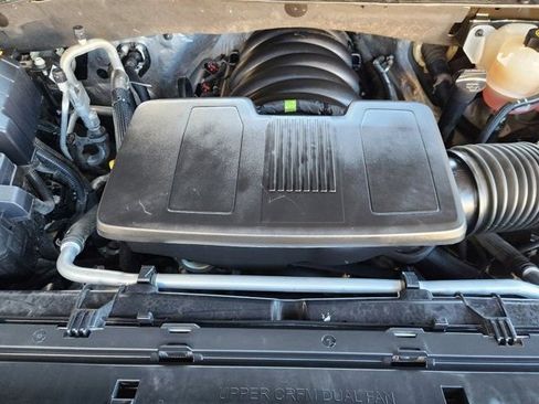 Used 2024 Chevrolet Silverado 1500 LT Trail Boss w/ Convenience Package II image 33