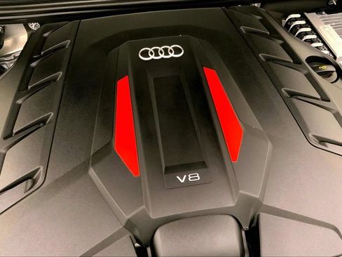 Used 2024 Audi SQ8 Premium Plus AWD/4WD image 31