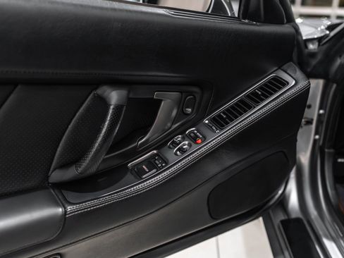 Used 2004 Acura NSX T image 27